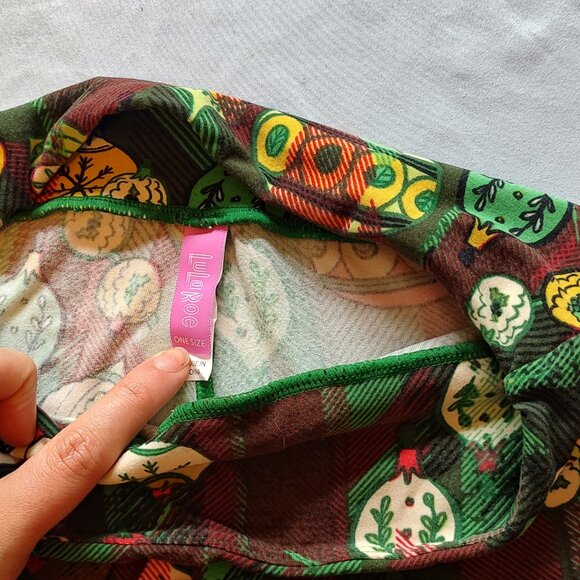 Ornament Leggings - Picture 2 of 3